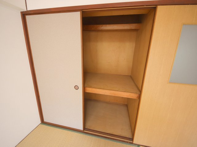 松ヶ丘コーポの収納