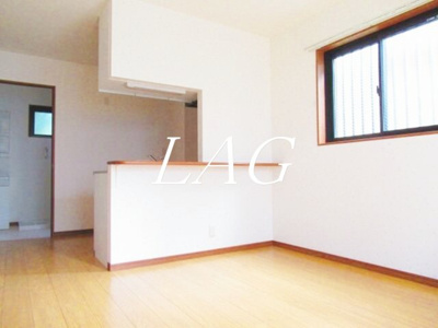【居間・リビング】 | ベストヒル・イースト | 洋室のお部屋です。