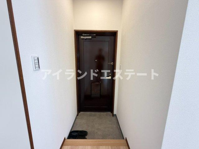 サン・クラーレ　角部屋　TVドアフォン　リフォーム済の玄関