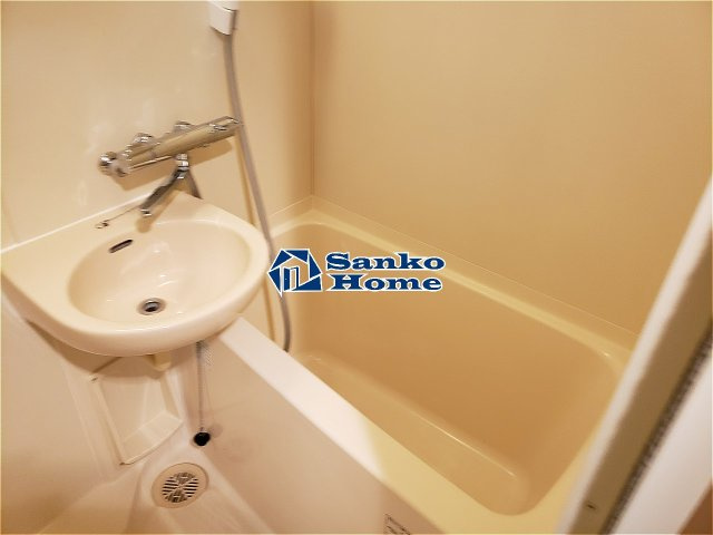 エスコート東大前の浴室