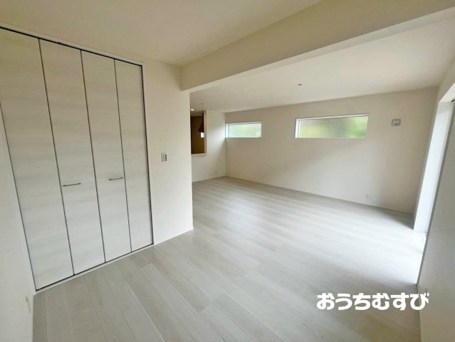 守山区瀬古東三丁目 (全6棟)の居間・リビング