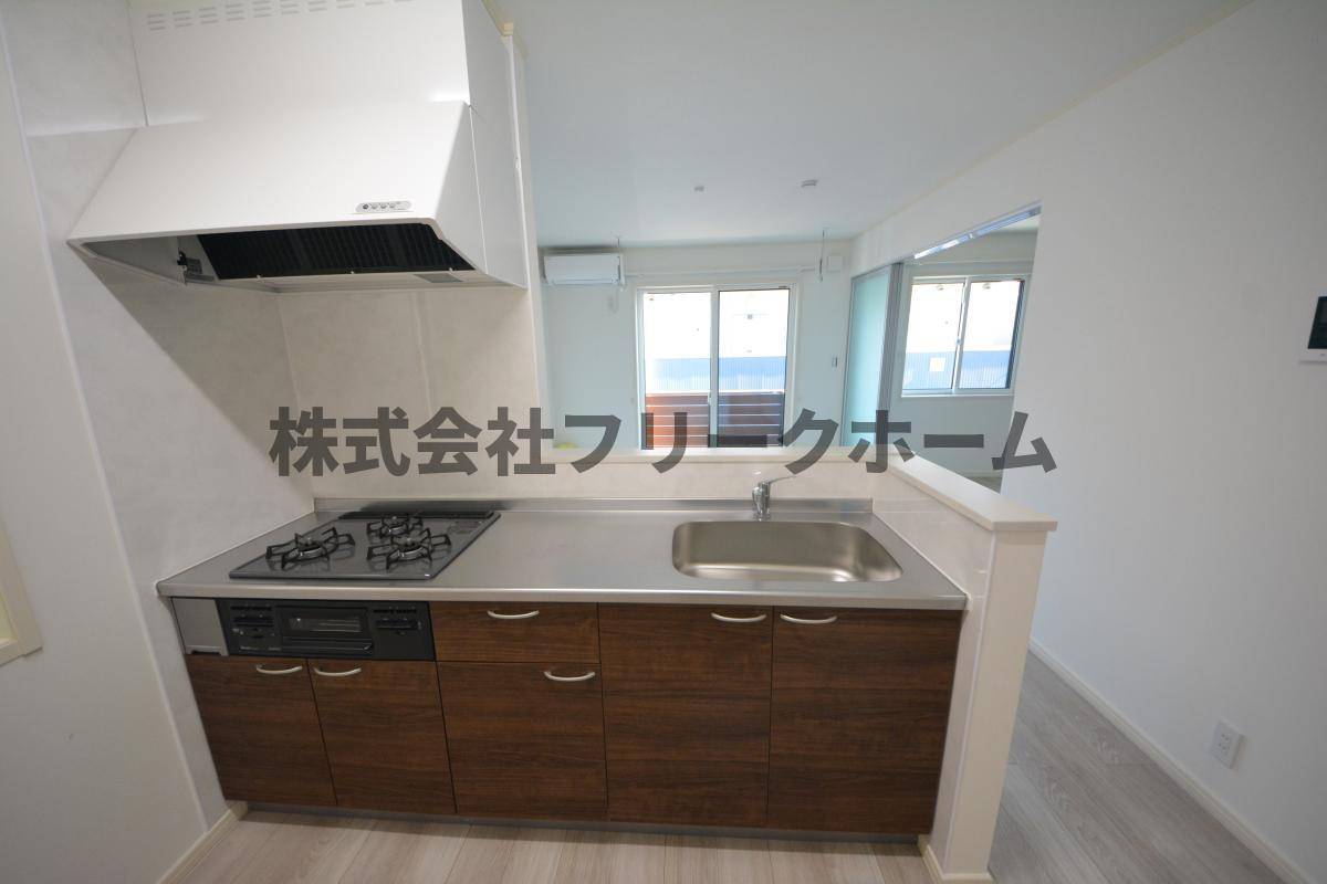 武蔵野市境南町５丁目のアパートのキッチン