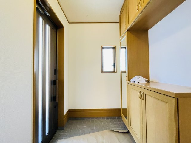 【玄関】 | 幸手市緑台1丁目　中古戸建