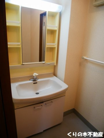 【洗面所】 | レジデンス河南 | 反転タイプのお部屋です（現況を優先します）