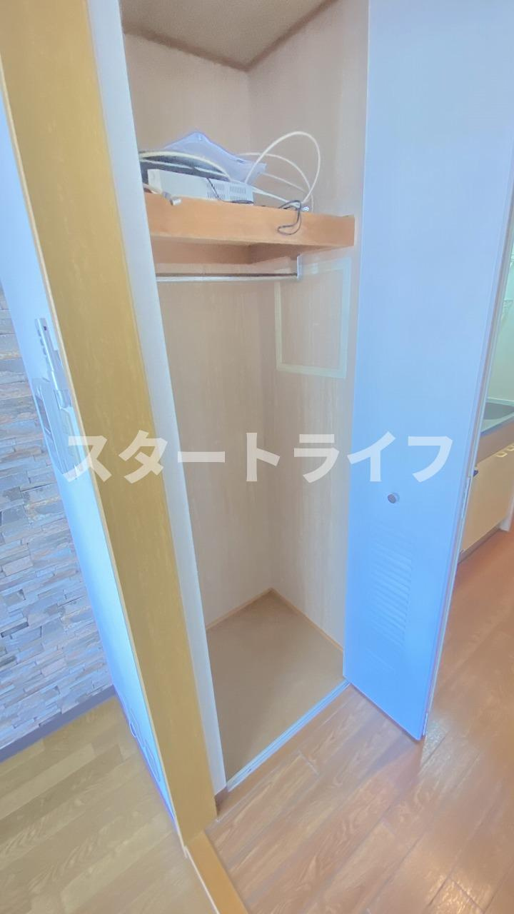 大阪市東淀川区西淡路１丁目の賃貸マンションの収納