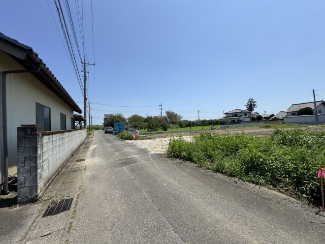 新築　前橋市女屋町全5棟　Blooming　Garden　2号棟の前面道路含む現地写真|現地写真　北側接道幅員約4ｍ