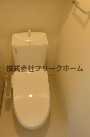 武蔵野市境南町５丁目のアパートのトイレ