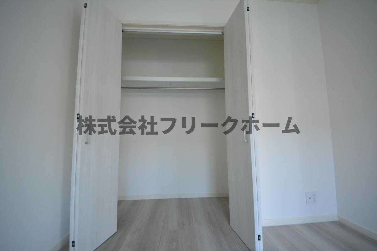 武蔵野市境南町５丁目のアパートの収納