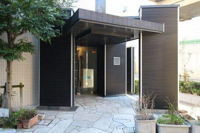 ＥＸＩＭ　ＮＩＳＨＩＳＵＧＡＭＯのエントランス