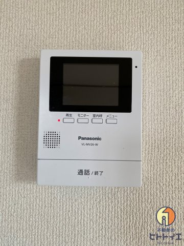 サンライズ稲富のセキュリティ|TVモニター付きインターフォンです