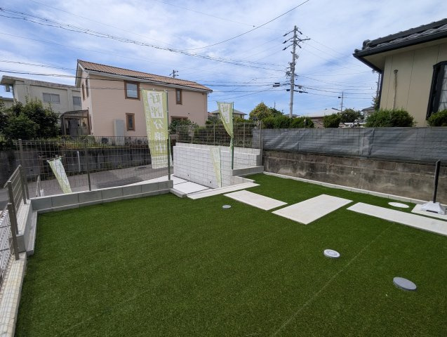 ハートフルタウン　春日井市石尾台6丁目4番　全2棟の庭