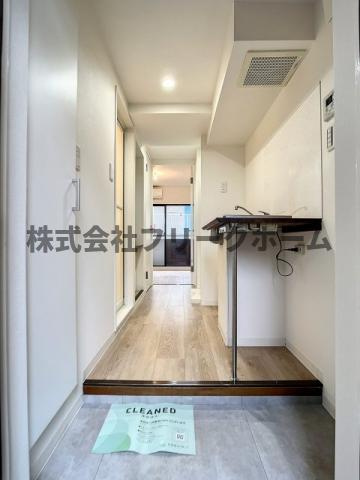 武蔵野市吉祥寺南町２丁目の賃貸マンションの玄関