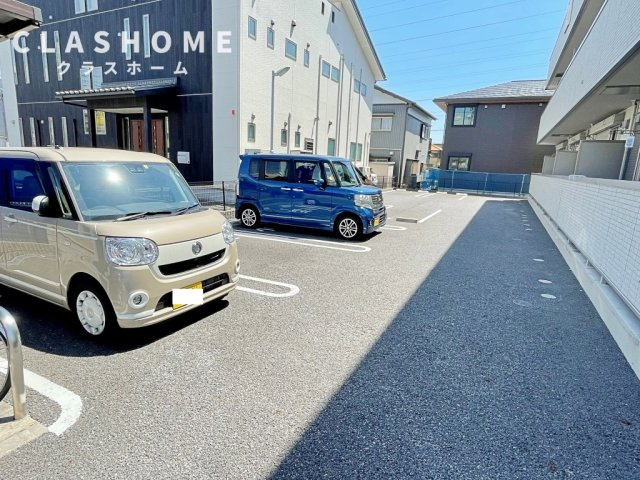レグルス東刈谷　　　刈谷市の賃貸ならクラスホーム刈谷店の駐車場