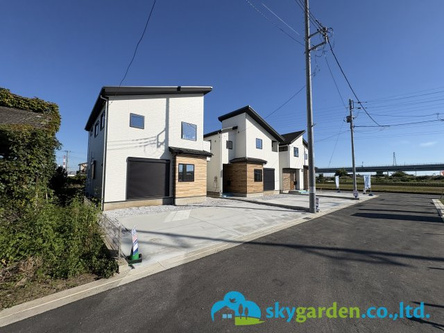 高座郡寒川町田端１期　新築戸建　全３棟１号棟の前面道路含む現地写真|前面道路含む現地写真です