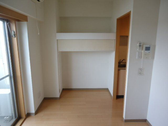 エクセリア府中寿町の収納
