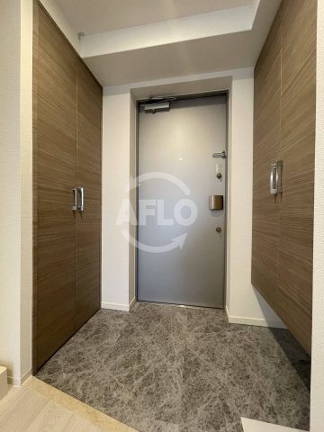 ラヴィータ難波元町の玄関|TOYOTOMI STAY premium 難波元町　玄関