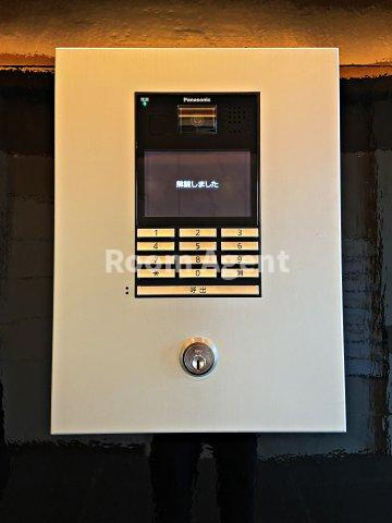 S-RESIDENCE堀田のエントランス