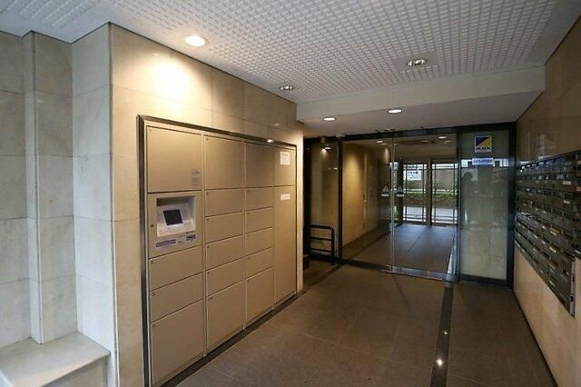 コスモ千駄木のロビー