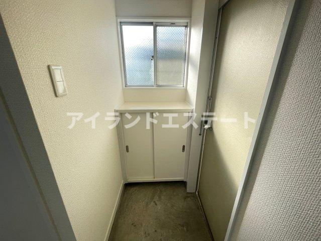 第2メゾン亀井　バストイレ別　学生おすすめ　内装リフォーム済みの玄関
