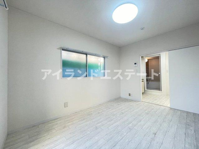 第2メゾン亀井　バストイレ別　学生おすすめ　内装リフォーム済みの内装