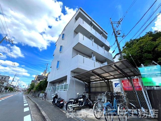 枚方市宮之阪４丁目の賃貸マンションの外観