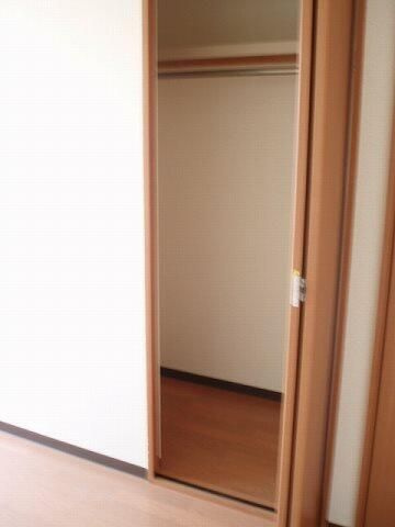 セレ早稲田の収納