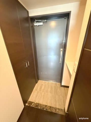 ベルフォーレイガ　仲介手数料無料の玄関