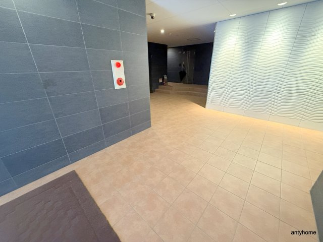 ベルフォーレイガ　仲介手数料無料のロビー