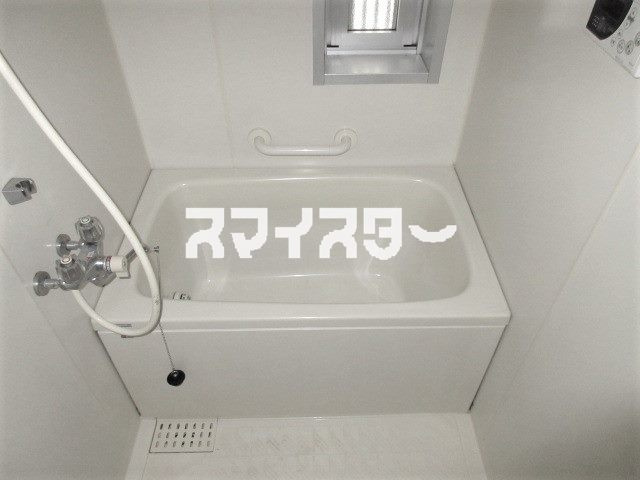 あきる野市二宮の賃貸マンションの浴室