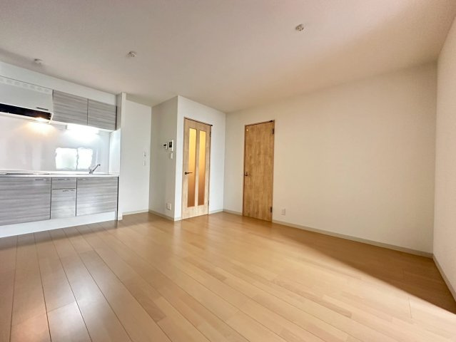 F+style浜寺石津町西2号館の居間・リビング