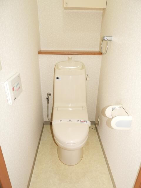 たんぽぽコーポ戸出C棟のトイレ