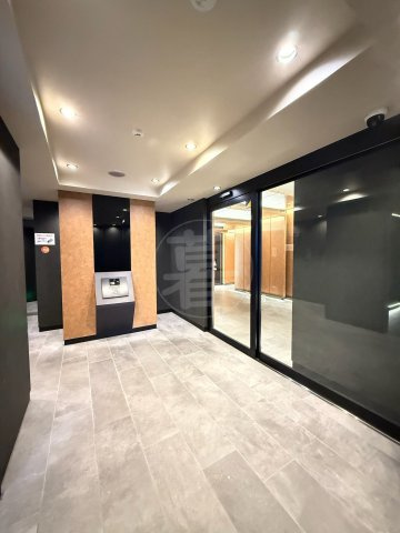 クラリッサ新川崎のエントランス
