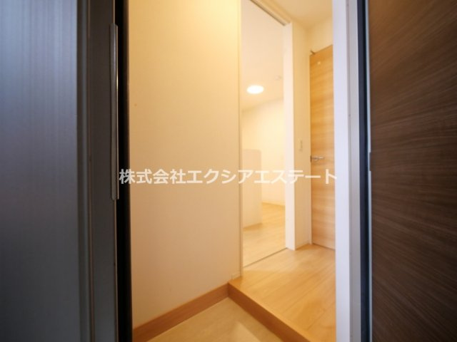 PLAISIR La Lumierepureの玄関