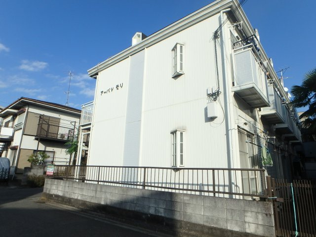 アーバンモリの外観|商店街近くで買い物便利です♪
