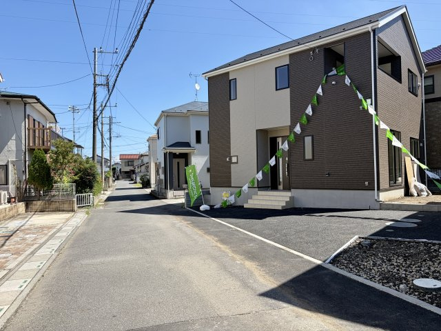 【前面道路含む現地写真】 | 幸手市中第11　新築戸建　全3棟　3号棟