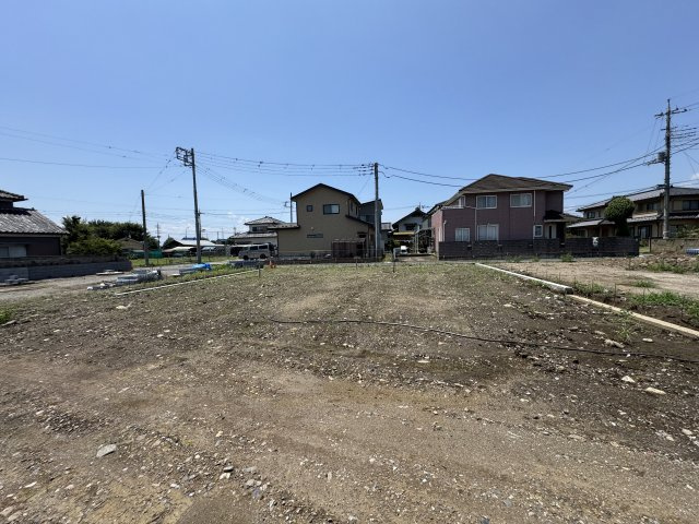 新築　前橋市女屋町全5棟　Blooming　Garden　4号棟の外観|現地写真　2026年12月完成予定！類似物件のご内覧等、お気軽にお問合せください♪　							
　							
