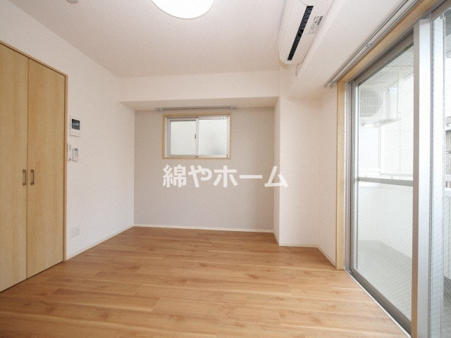 ファビラスコート巽東の洋室|個人の部屋や寝室として使える洋室です