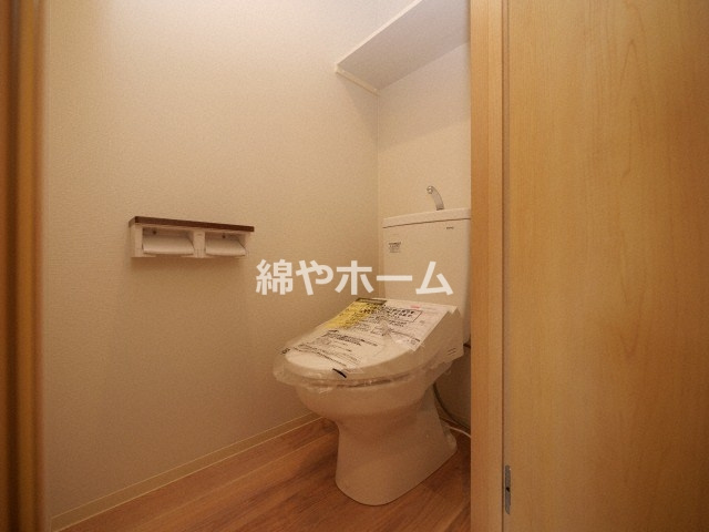 ファビラスコート巽東のトイレ|落ち着いたトイレです