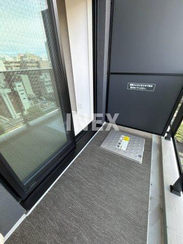 横浜市中区長者町４丁目の賃貸マンションのバルコニー