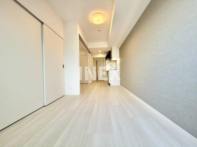 横浜市中区長者町４丁目の賃貸マンションの居間・リビング