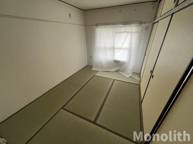 鶴山台34号棟の和室