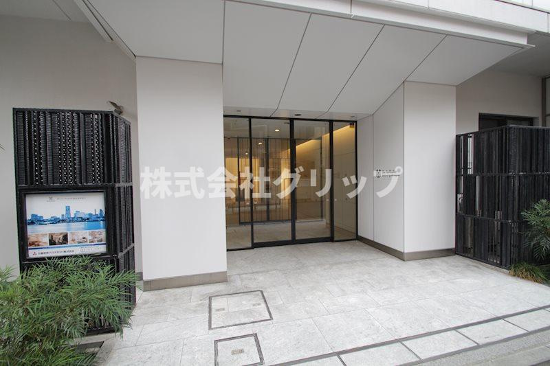 ザ・パークハビオ横浜東神奈川のエントランス
