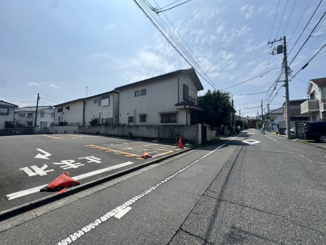 杉並区井草1丁目　駅徒歩4分　低層エリアの限定4区画の前面道路含む現地写真|西側　2026年8月2日撮影