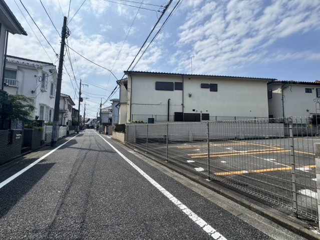 杉並区井草1丁目　駅徒歩4分　低層エリアの限定4区画の前面道路含む現地写真|東側　2026年8月2日撮影
