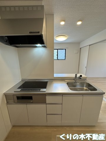 【キッチン】 | ソーレ　１０Ａ | 同タイプのお部屋です（現況を優先します）※建築中