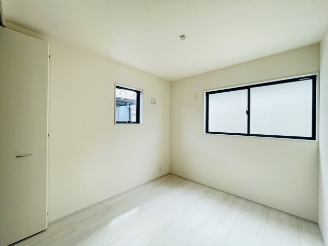 【洋室】 | 幸手市東4丁目　新築戸建　全2棟　1号棟