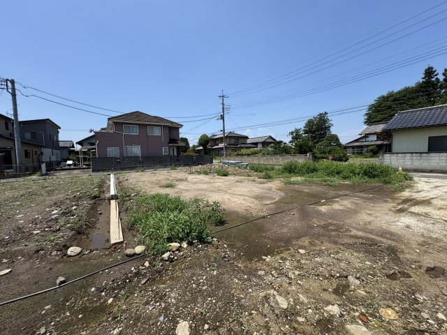 新築　前橋市女屋町全5棟　Blooming　Garden　5号棟の駐車場|現地写真　駐車スペースは並列3台分可能です！

