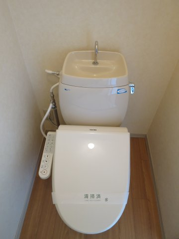 パークハイツA棟のトイレ|温水洗浄便座設置