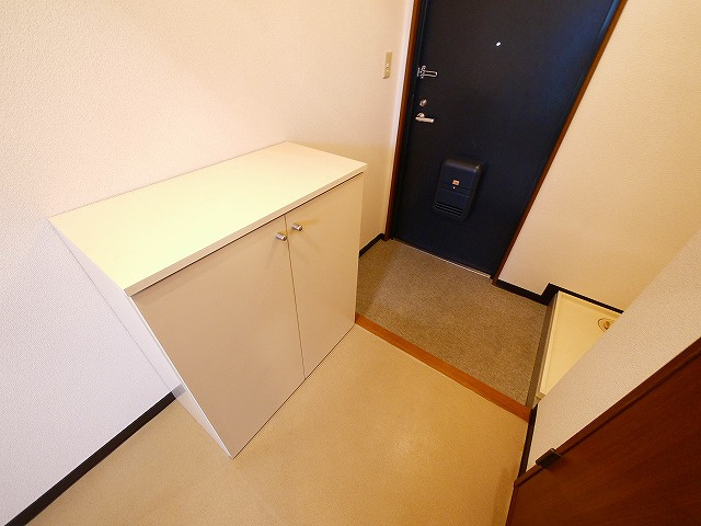 杉ヶ中町ビルの玄関|ゆったりとした玄関です