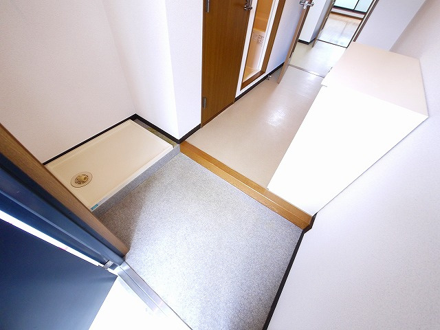 杉ヶ中町ビルの設備|室内洗濯機置場です